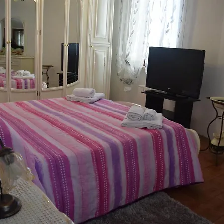 Al Borghetto Lägenhet